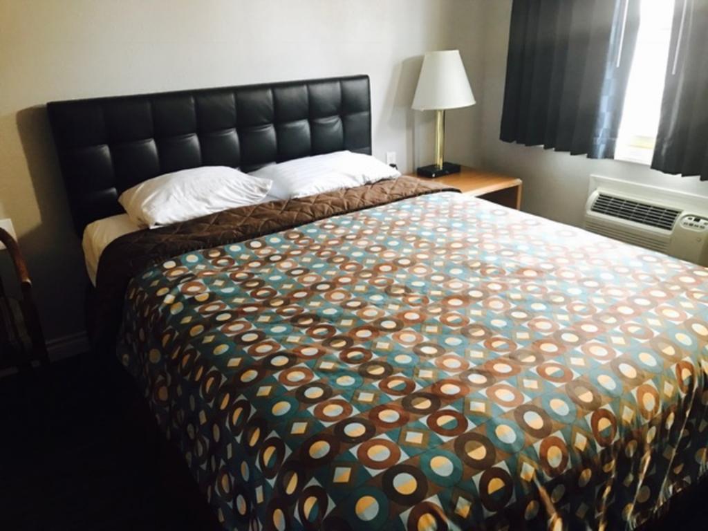 Kings Row Inn Milwaukie Luaran gambar