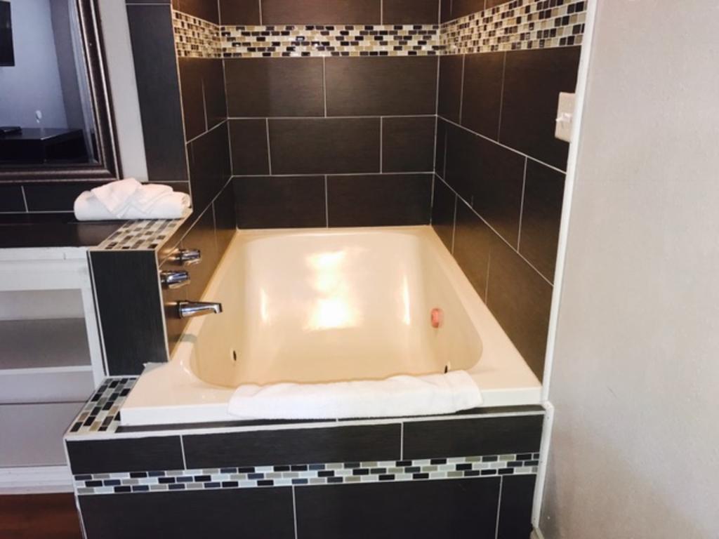 Kings Row Inn Milwaukie Luaran gambar